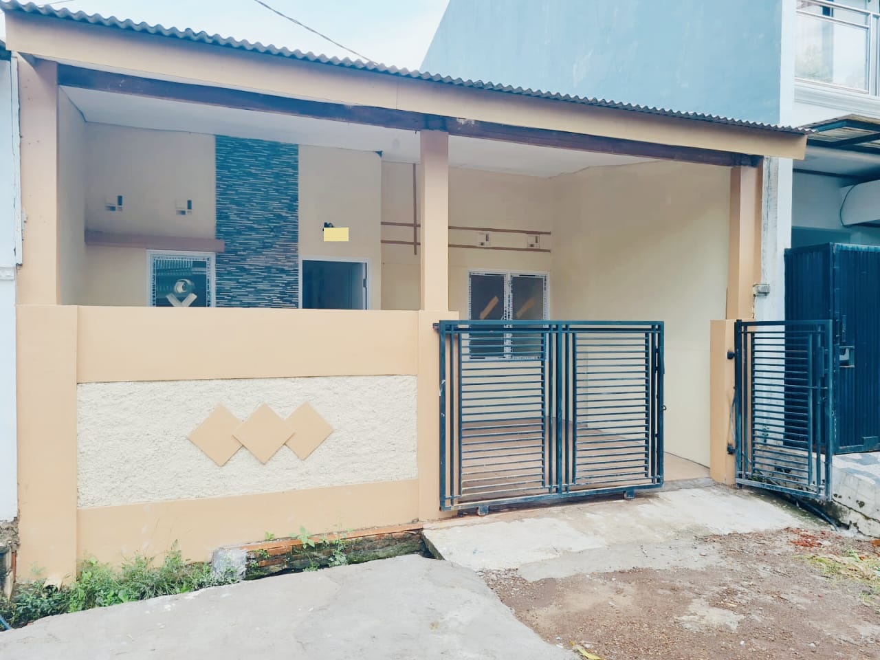 Dijual Rumah di Citra Kebun Mas Karawang